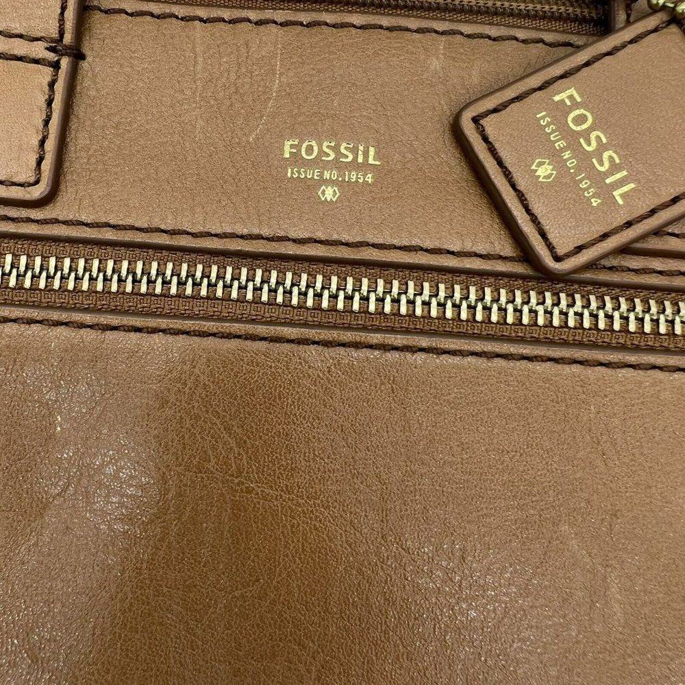 Fossil Vintage Brown Zip Cow Hide Leather Crossbody Handbag Purse - Picture 2 of 6